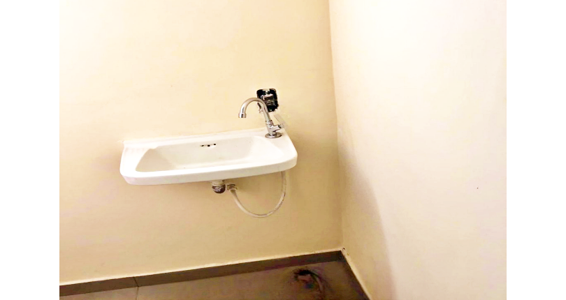 Casa assobradada à venda no Bairro do Jardim Cidade Pirituba na Rua Cracas