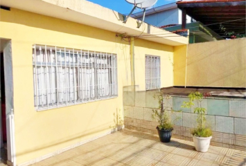 Casa assobradada à venda no Bairro do Jardim Santa Mônica 