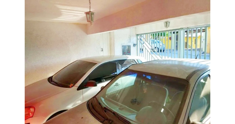 Casa assobradada à venda no Bairro do Jardim Santa Mônica 