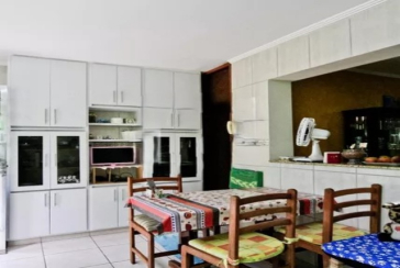 Belo Sobrado à venda no Bairro do Jardim Santo Elias na Rua Benedito da Fonseca Rondon,