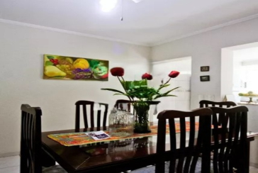 Belo Sobrado à venda no Bairro do Jardim Santo Elias na Rua Benedito da Fonseca Rondon,