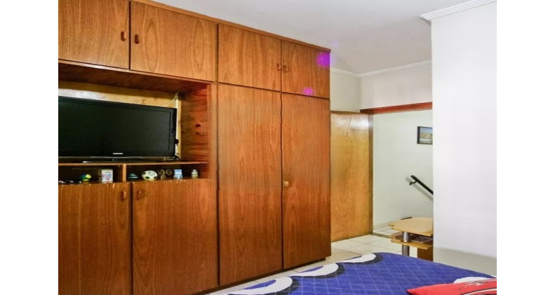 Belo Sobrado à venda no Bairro do Jardim Santo Elias na Rua Benedito da Fonseca Rondon,