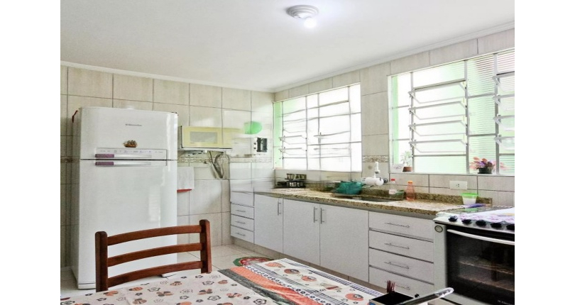 Belo Sobrado à venda no Bairro do Jardim Santo Elias na Rua Benedito da Fonseca Rondon,