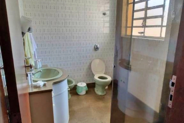  Casa térrea à venda no Bairro do Parque São Domingos na Rua Doutor Odon Carlos de Figueiredo Ferraz