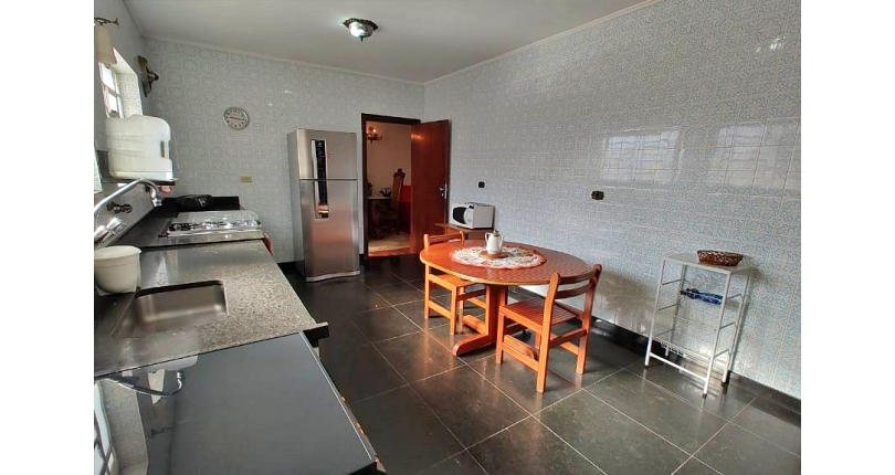  Casa térrea à venda no Bairro do Parque São Domingos na Rua Doutor Odon Carlos de Figueiredo Ferraz