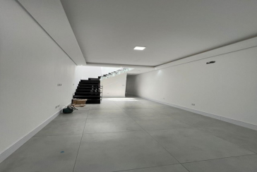 Sobrado à venda no Bairro do Parque São Domingos na Rua Homero Sales, 