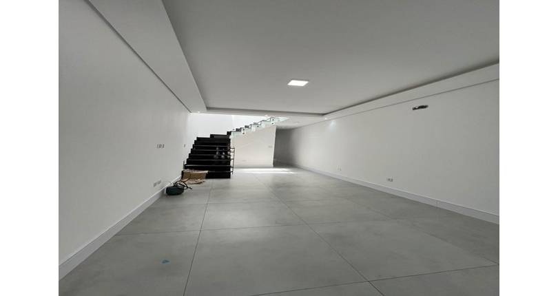 Sobrado à venda no Bairro do Parque São Domingos na Rua Homero Sales, 