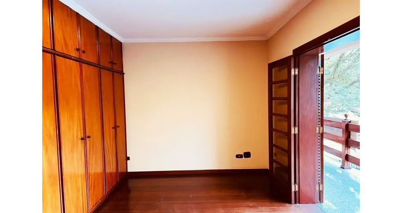 Sobrado à venda no Bairro do City America na Avenida Neide Carvalho de Arruda