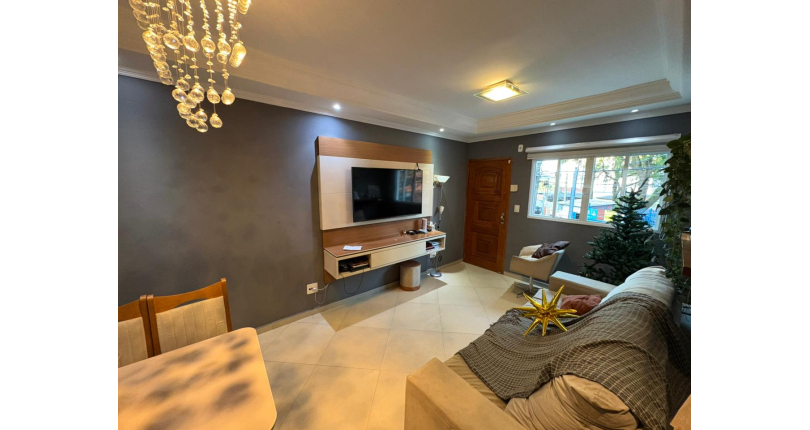 Belo Sobrado à venda no Bairro do Parque Anhangüera (São Domingos) na Rua Miguel Pereira Landim