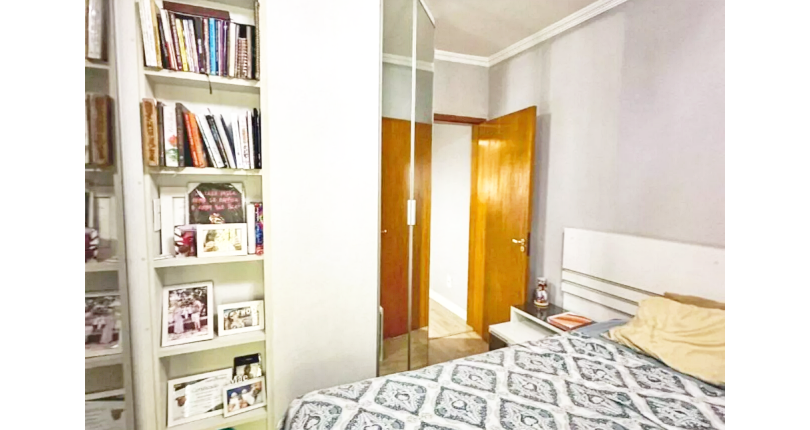 Belo Sobrado à venda no Bairro do Parque Anhangüera (São Domingos) na Rua Miguel Pereira Landim