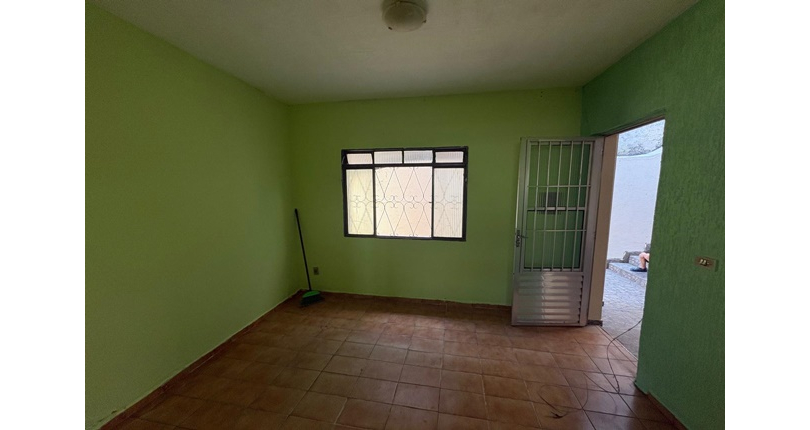 Casa à venda no Bairro da Vila Clarice na Travessa Júlio Bás,