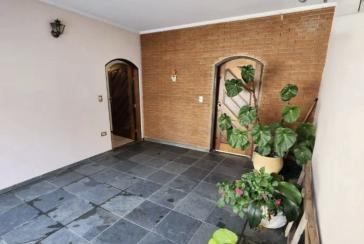 Linda Casa Térrea à venda no Bairro do Jardim Libano na Rua Francisco Savério Orlandi, 