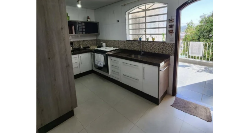 Linda Casa Térrea à venda no Bairro do Jardim Libano na Rua Francisco Savério Orlandi, 