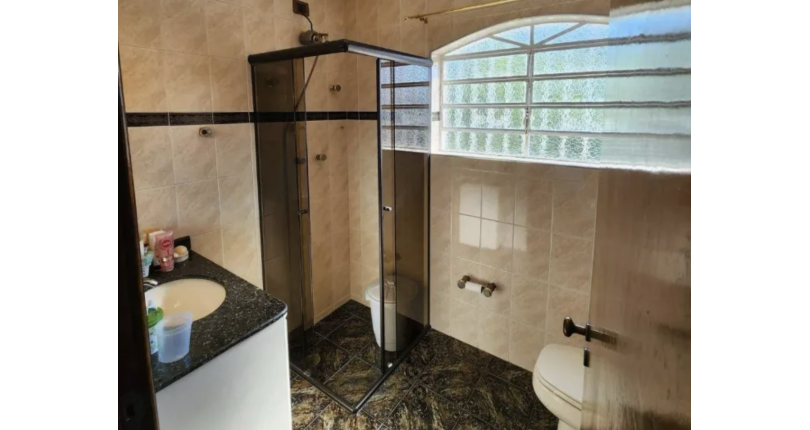 Linda Casa Térrea à venda no Bairro do Jardim Libano na Rua Francisco Savério Orlandi, 