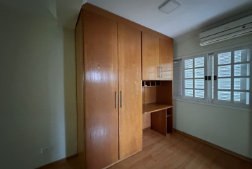 Casa Térrea à venda no Bairro do Parque São Domingos na Rua José Amaro Peçanha