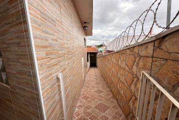 Casa Térrea à venda no Bairro do Parque São Domingos na Rua José Amaro Peçanha