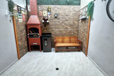 Sobrado à venda no Bairro do Jardim Anhangüera na Rua Luiz Domingues de Castro 