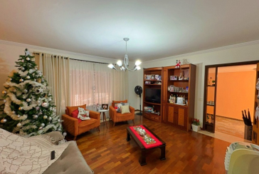 Casa Térrea à venda no Parque São Domingos na Rua João Veloso de Oliveira