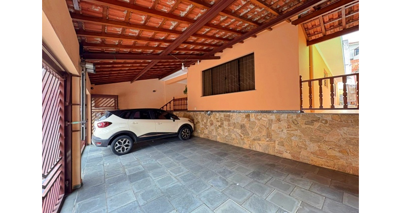 Casa Térrea à venda no Parque São Domingos na Rua João Veloso de Oliveira