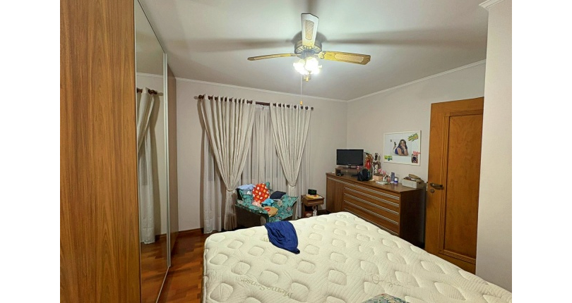 Casa Térrea à venda no Parque São Domingos na Rua João Veloso de Oliveira