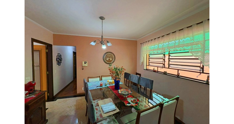 Casa Térrea à venda no Parque São Domingos na Rua João Veloso de Oliveira