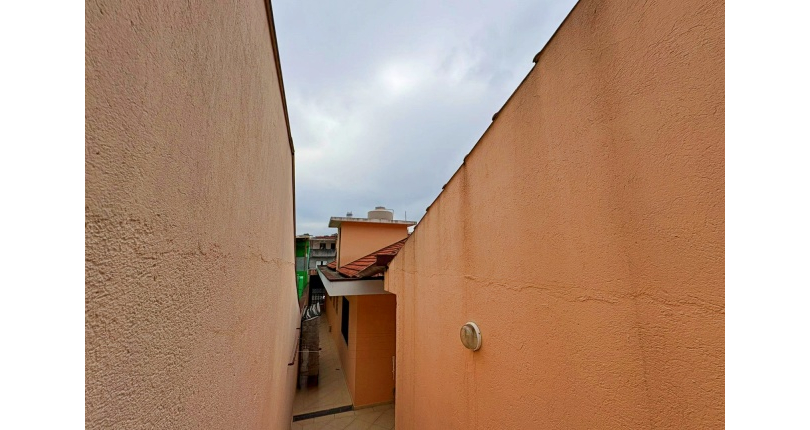 Casa Térrea à venda no Parque São Domingos na Rua João Veloso de Oliveira