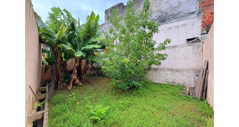 Casa Térrea à venda no Parque São Domingos na Rua João Veloso de Oliveira
