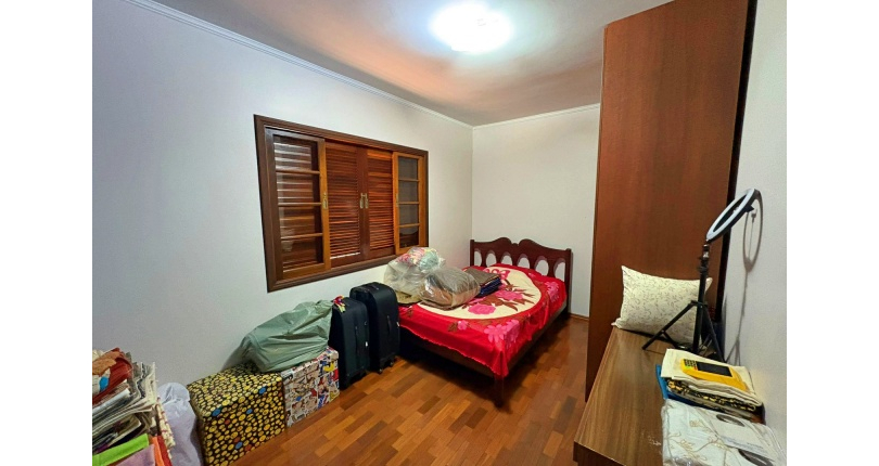 Casa Térrea à venda no Parque São Domingos na Rua João Veloso de Oliveira