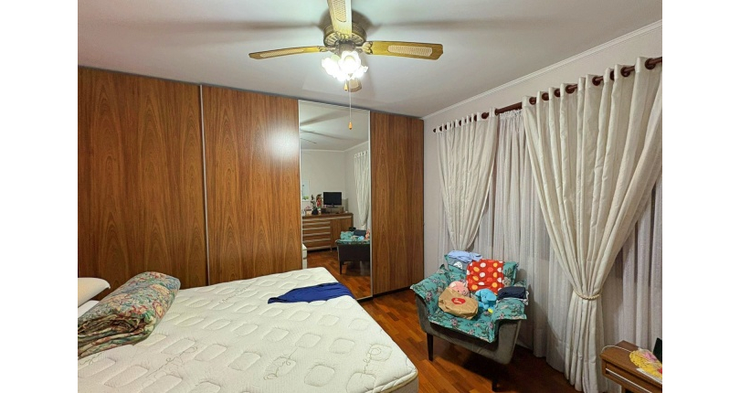 Casa Térrea à venda no Parque São Domingos na Rua João Veloso de Oliveira