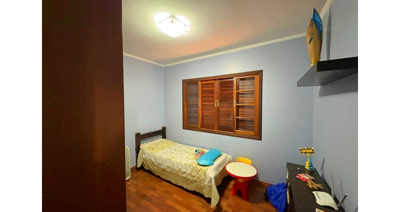 Casa Térrea à venda no Parque São Domingos na Rua João Veloso de Oliveira