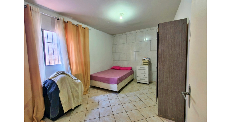 Casa à venda no Bairro do Jardim Santa Mônica na Avenida Santa Mônica