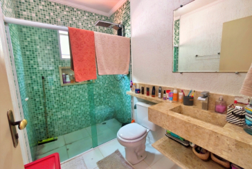 Lindo Sobrado à venda em Cajamar no Bairro do Polvilho no Portal dos Ipês na Rua dos Antúrios,