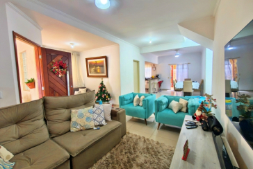 Lindo Sobrado à venda em Cajamar no Bairro do Polvilho no Portal dos Ipês na Rua dos Antúrios,