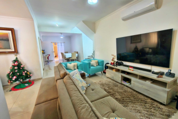 Lindo Sobrado à venda em Cajamar no Bairro do Polvilho no Portal dos Ipês na Rua dos Antúrios,