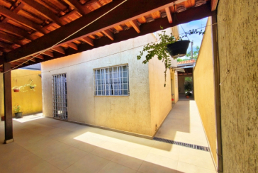 Lindo Sobrado à venda em Cajamar no Bairro do Polvilho no Portal dos Ipês na Rua dos Antúrios,