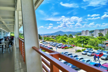 Lindo Sobrado à venda em Cajamar no Bairro do Polvilho no Portal dos Ipês na Rua dos Antúrios,