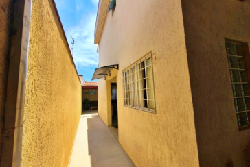 Lindo Sobrado à venda em Cajamar no Bairro do Polvilho no Portal dos Ipês na Rua dos Antúrios,