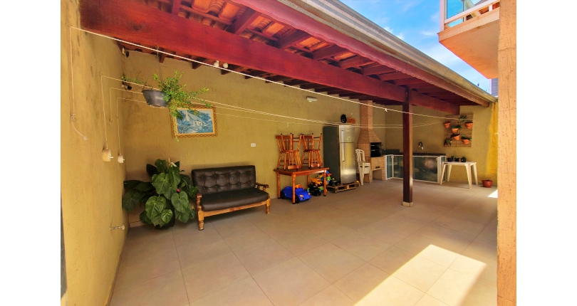 Lindo Sobrado à venda em Cajamar no Bairro do Polvilho no Portal dos Ipês na Rua dos Antúrios,