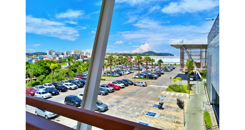 Lindo Sobrado à venda em Cajamar no Bairro do Polvilho no Portal dos Ipês na Rua dos Antúrios,