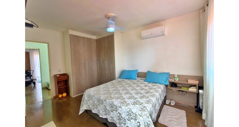 Lindo Sobrado à venda em Cajamar no Bairro do Polvilho no Portal dos Ipês na Rua dos Antúrios,