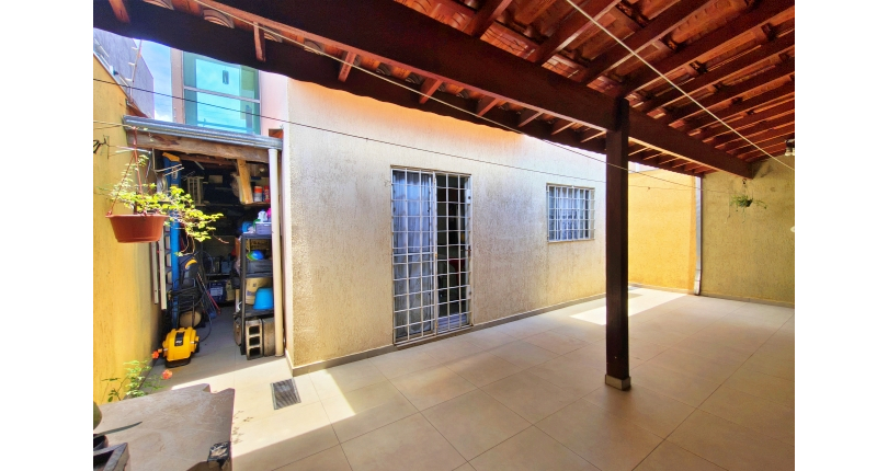 Lindo Sobrado à venda em Cajamar no Bairro do Polvilho no Portal dos Ipês na Rua dos Antúrios,