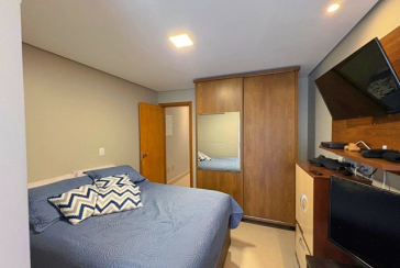 Sobrado à venda no Bairro do Parque São Domingos na Rua Abrahan Lincoln