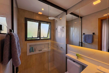 Sobrado à venda no Bairro do Parque São Domingos na Rua Abrahan Lincoln