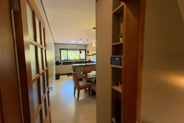 Sobrado à venda no Bairro do Parque São Domingos na Rua Abrahan Lincoln