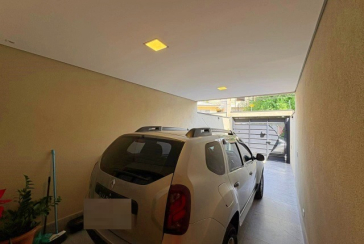 Sobrado à venda no Bairro do Parque São Domingos na Rua Abrahan Lincoln