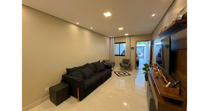 Sobrado à venda no Bairro do Parque São Domingos na Rua Abrahan Lincoln