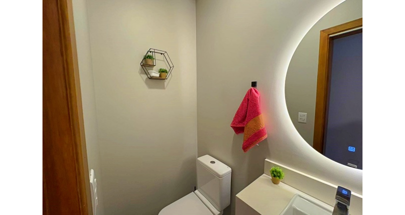 Sobrado à venda no Bairro do Parque São Domingos na Rua Abrahan Lincoln