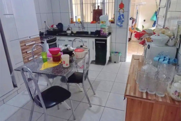 Casa assobradada à venda no Bairro da Vila Guedes na Rua Manoel Rodrigues da Costa