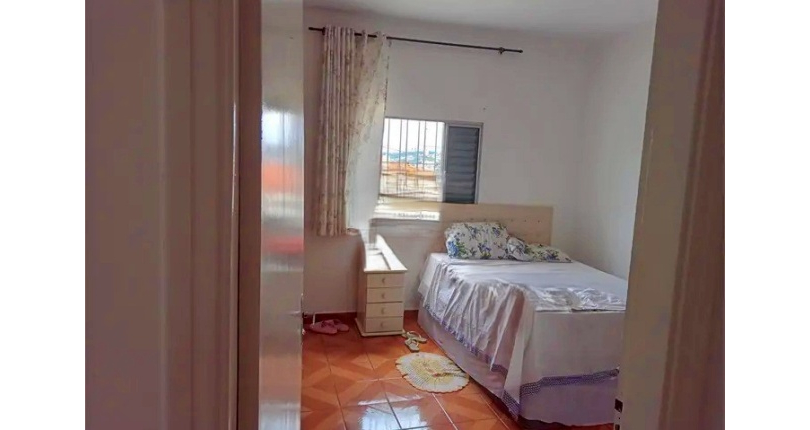 Casa assobradada à venda no Bairro da Vila Guedes na Rua Manoel Rodrigues da Costa