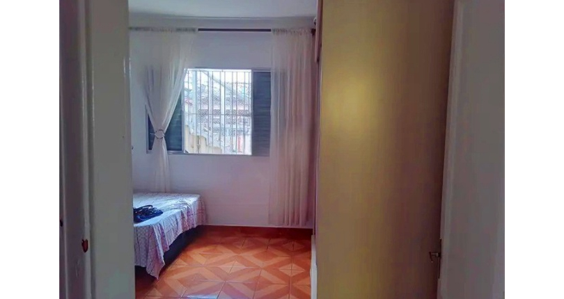 Casa assobradada à venda no Bairro da Vila Guedes na Rua Manoel Rodrigues da Costa